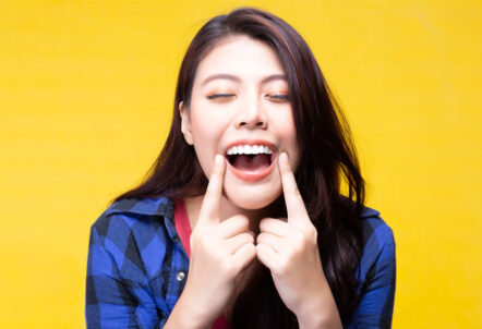 Teeth-Whitening-Does-it-work,-and-is-it-safe